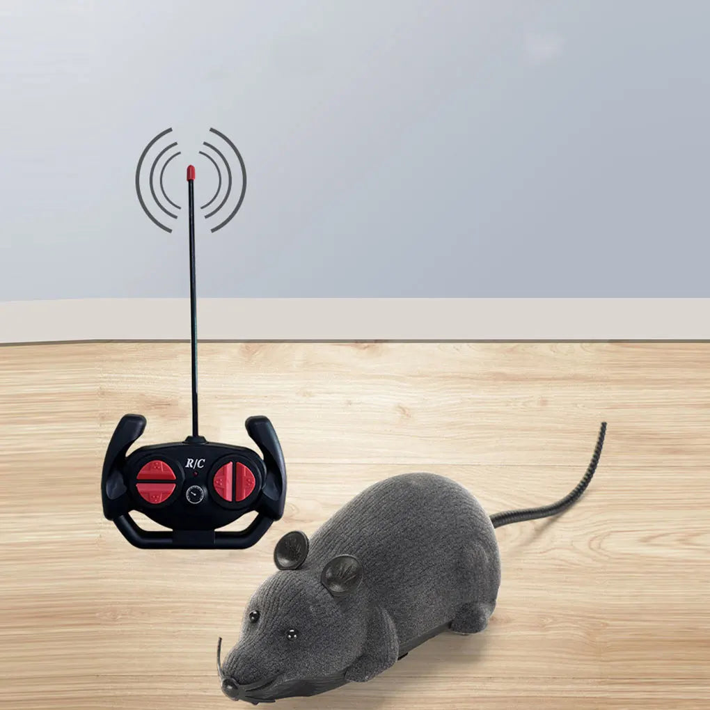 Remote-Controlled Robotic Mouse: Interactive Fun for Cats!