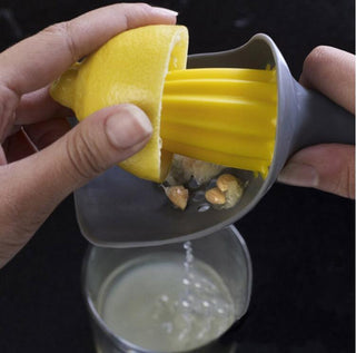  Citrus Squeezer: Manual Lemon Juicer with Ergonomic Design cashymart