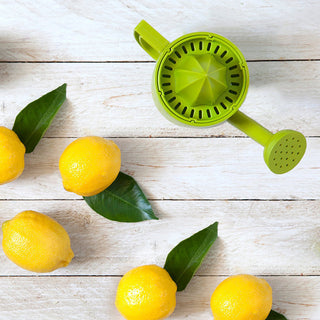  Watering Can Shaped Juicer cashymart