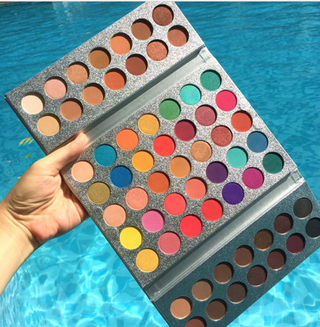  Makeup Revolution Eyeshadow Palette cashymart