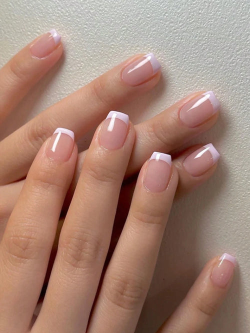  ARTAUG 24PCS Medium White Square Press On Nails cashymart