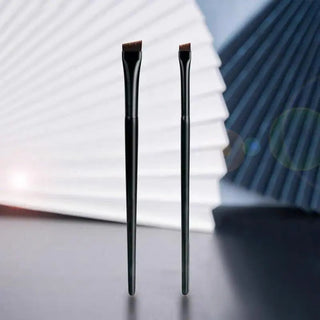  Precision Flat Eye Definer Brush cashymart