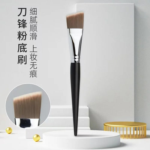  M29 Flat Head Angled Foundation Brush cashymart