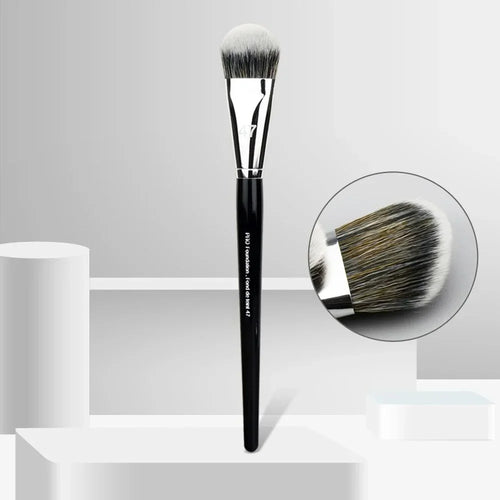  Professional Foundation Brush for Women cashymart