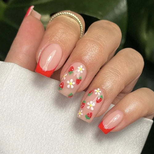 Set de 24 uñas postizas con flores rosas