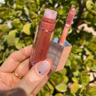  Universal Plumping Lip Gloss cashymart