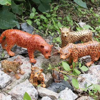  African Wild Animal PVC Figurines - Set of 4 cashymart