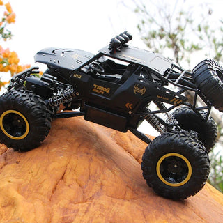 Remote Control 1:12 Off-Road Monster Truck - Perfect Gift for Kids!