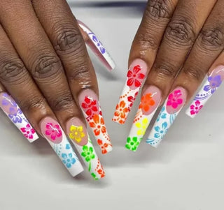  24PCS Adorable Strawberry & Bear Themed Fake Nails cashymart