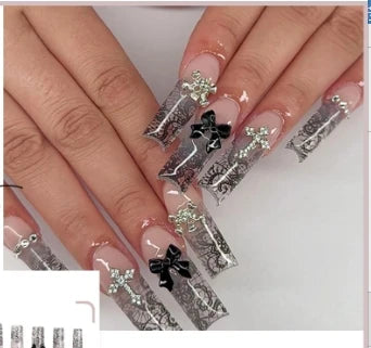  Strawberry & Bear Themed Fake Nails cashymart
