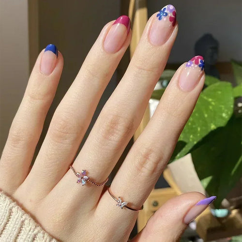  Whimsical Clown Almond Press-On Nails on! cashymart