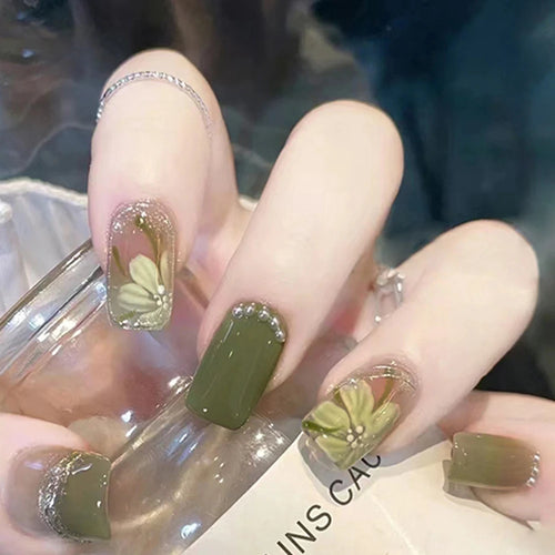  White Flower Design Nails cashymart