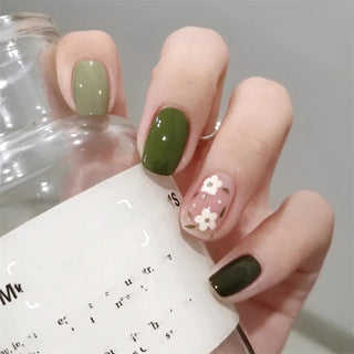  White Small Flower Acrylic Press-On Nails cashymart
