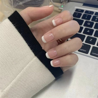  White Small Flower Acrylic Press-On Nails cashymart
