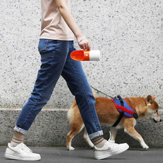  Hydration on the Go: MOESTAR Rocket Cup for Pets cashymart