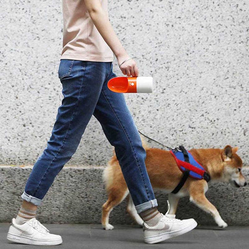  Hydration on the Go: MOESTAR Rocket Cup for Pets cashymart